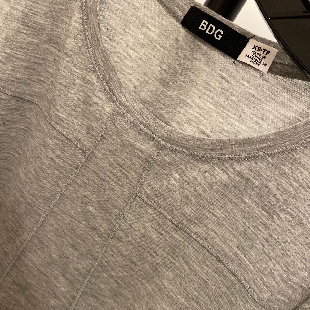 NWOT BDG T-SHIRT DRESS - Picture 4 of 6